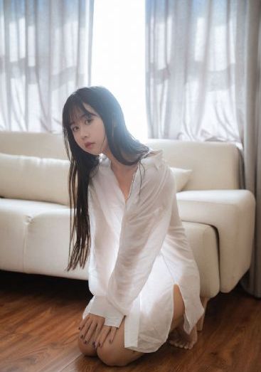 qq女头欧美范半裸_BD英语迅雷电影在线