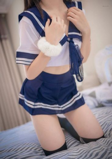 欧美妇人在线a_超清电影完整版在线观看