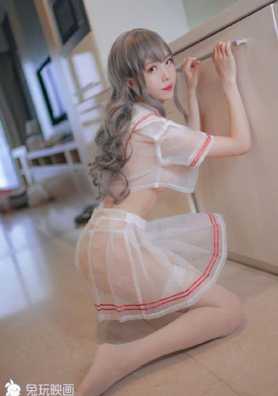 欧美超模艾琳写真_HD免费观看电视剧