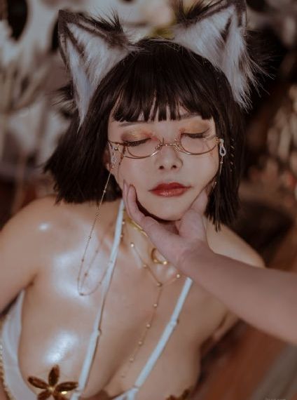 欧美大尺度无遮a片_720完整在线观看