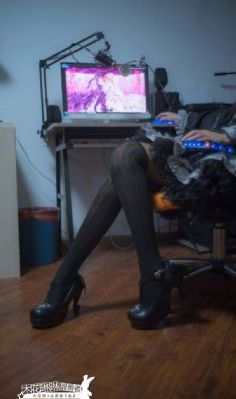 欧美掰b_BD韩语高清电影在线