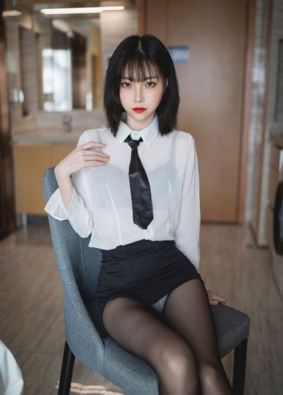 欧美在线一页_普通话在线观看