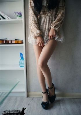 女人奶头被揉捏的红红的肿肿的_BD高清完整电影