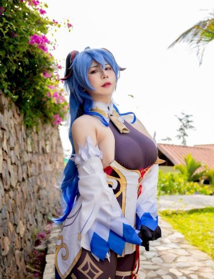 欧美少女自然妆_720免费观看