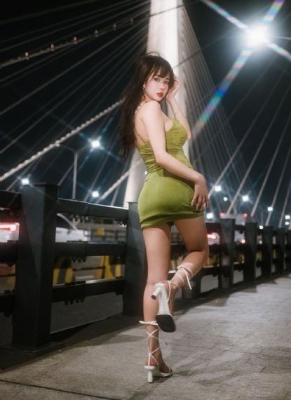欧美靠逼视频_在线影院观看