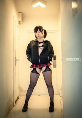 欧美挤奶video_高清免费播放